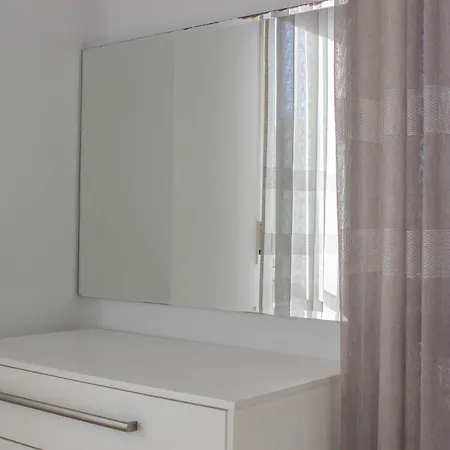 Serenity B59 * Durrës