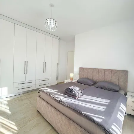 Serenity B59 * Durres